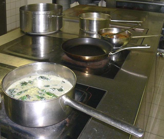 ...und in Milch/Bouillon fetig ziehen lassen